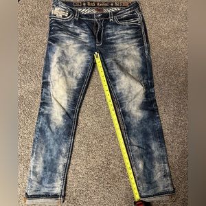 Women’s rock revival Jean